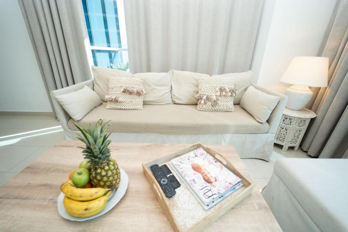 Aws Holiday Homes - Prime Apartment Near The Beach Dubaj Zewnętrze zdjęcie